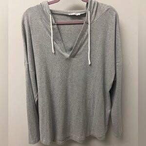 Women’s V Cut Pullover